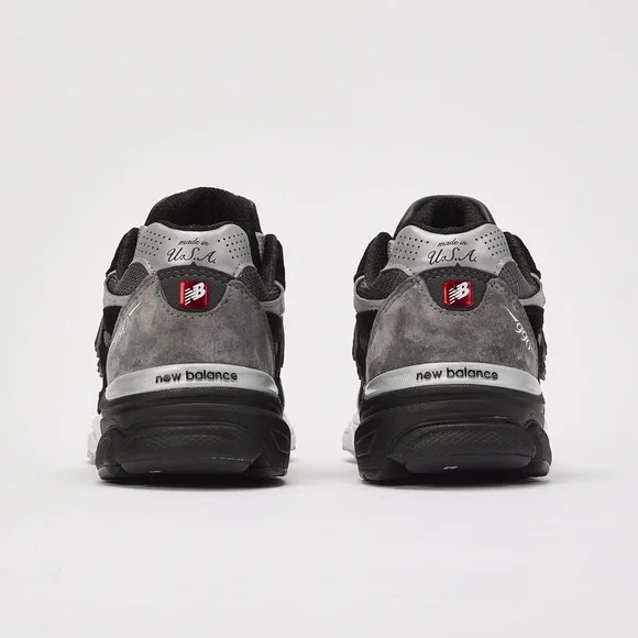 MENS DTLR NEW BALANCE 990 V3 GR3YSCALE M990DL3 Black Grey Mens Size 14 - Picture 9 of 10